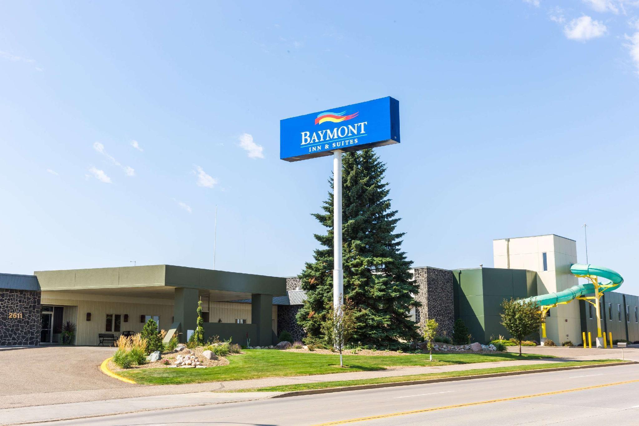 Hotel Baymont By Wyndham Mandan Bismarck Area Exterior foto