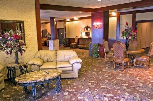 Hotel Baymont By Wyndham Mandan Bismarck Area Interior foto